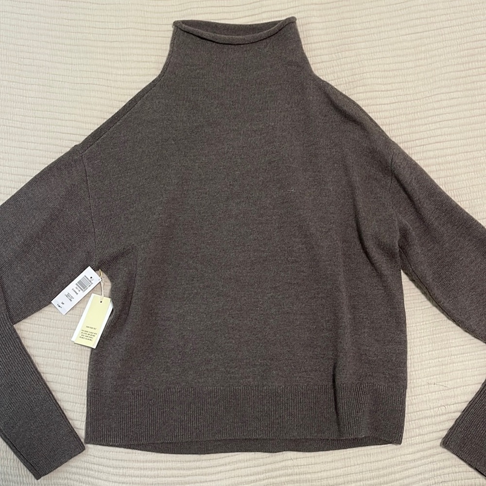 Wilfred Cyprie sweater